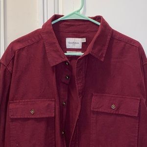 Maroon men’s Goodfellow & Co Button Down